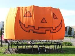Halloween : Comment passer une nuit effrayante dans votre trampoline intersport ?