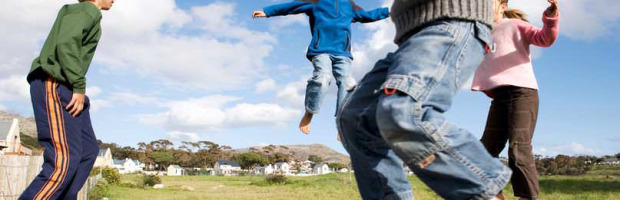 Quel est le meilleur trampoline  Intersport en 2022 ? ( les modeles , test comparatifs, les prix, les promotions etc ...)
