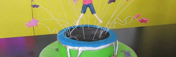 Planifier une fête d’anniversaire sur un trampoline 430 chez vous ?